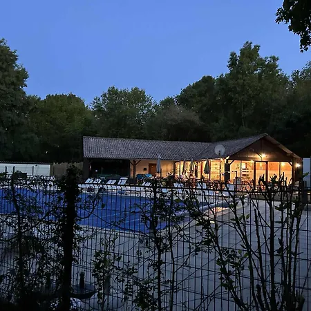 Campingplatz Mini-wood Doué-la-Fontaine